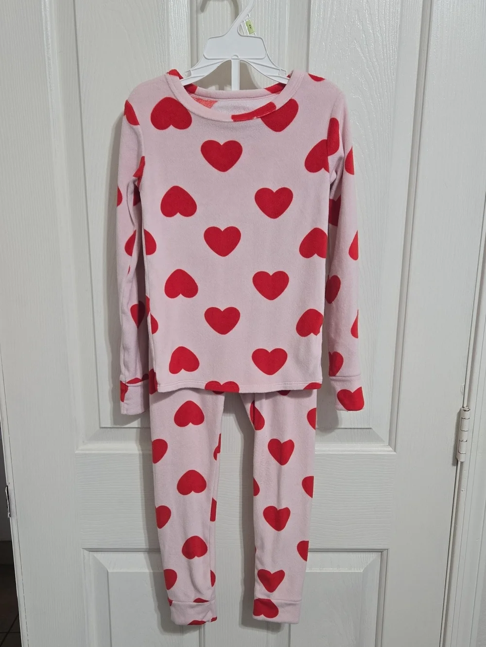 Cat & Jack snuggly soft heart pajamas